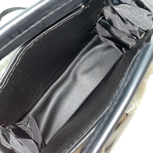 🆕 • LAST ONE •JINGPINPIJU || crossbody bag - Picture 11 of 12